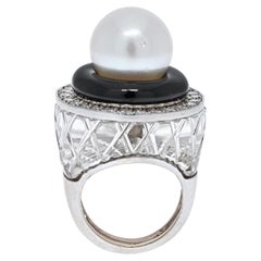 David Webb Platine et or blanc 18K Cristal de roche, diamants, émail noir, perle