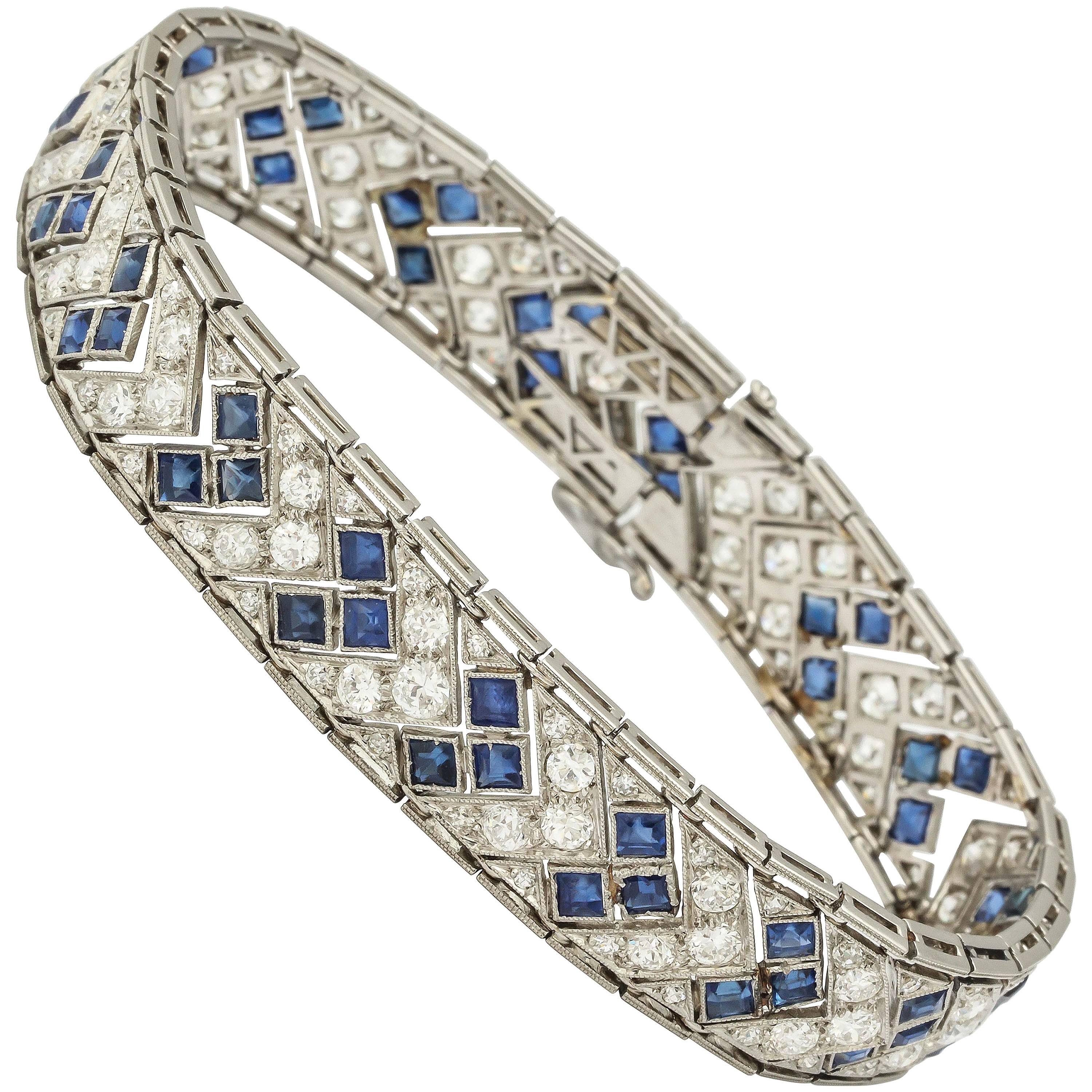 1920s Art Deco French Cut Sapphire Diamond Platinum Flexible Bracelet