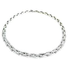 Elegant Diamond Gold Necklace