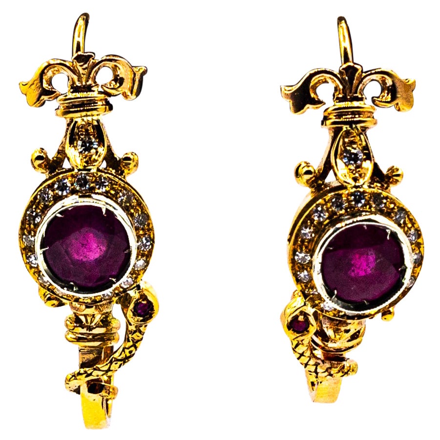 Boucles d'oreilles pendantes en or jaune, rubis, diamant blanc taillé en brillant, style Art Déco