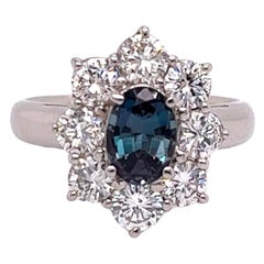 Naturale certificato GIA da 1.25 carati. Anello cocktail con alessandrite e diamante brasiliano