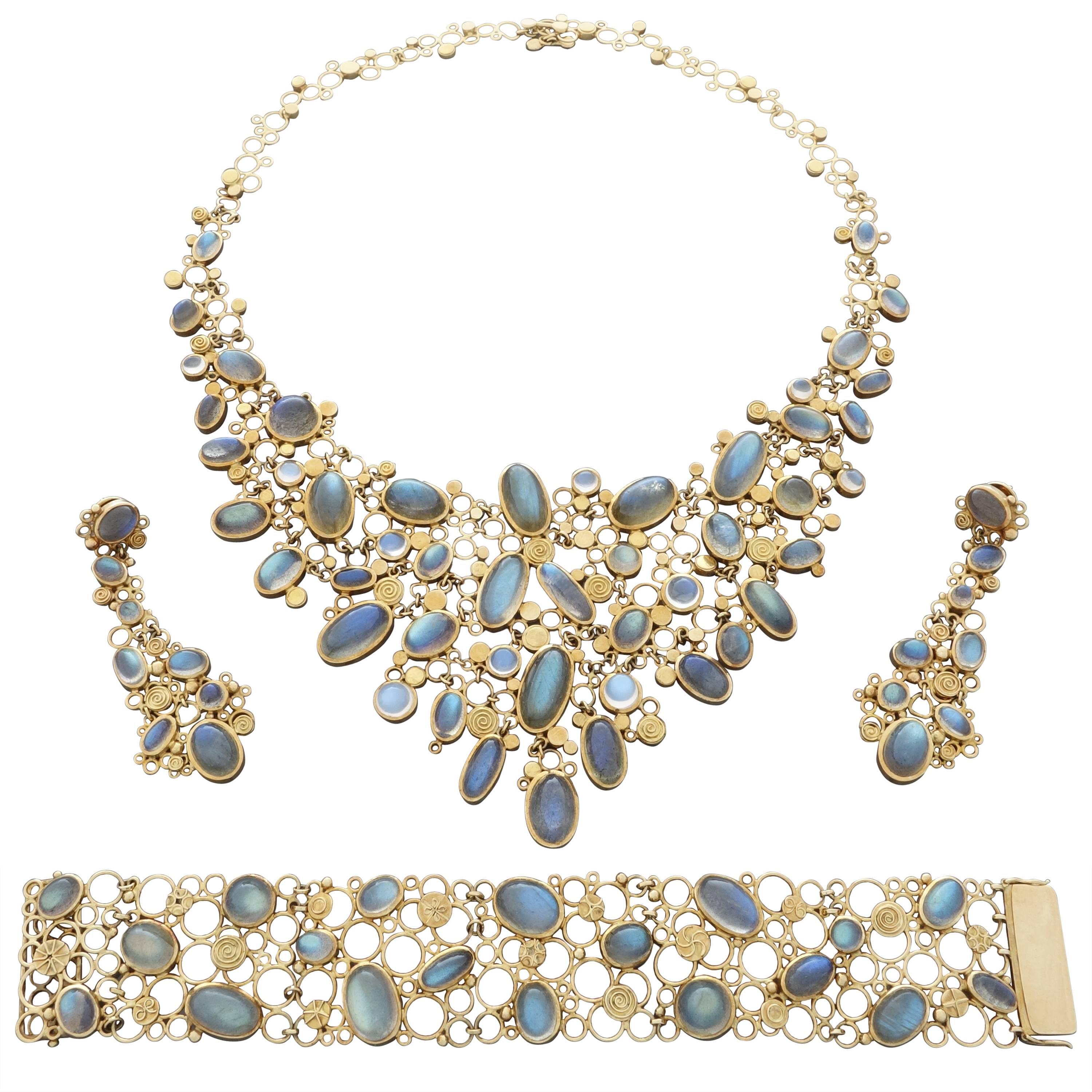 1960-1970 Ruckenbrod Modernist Labradorite Moonstone Gold Ensemble For Sale