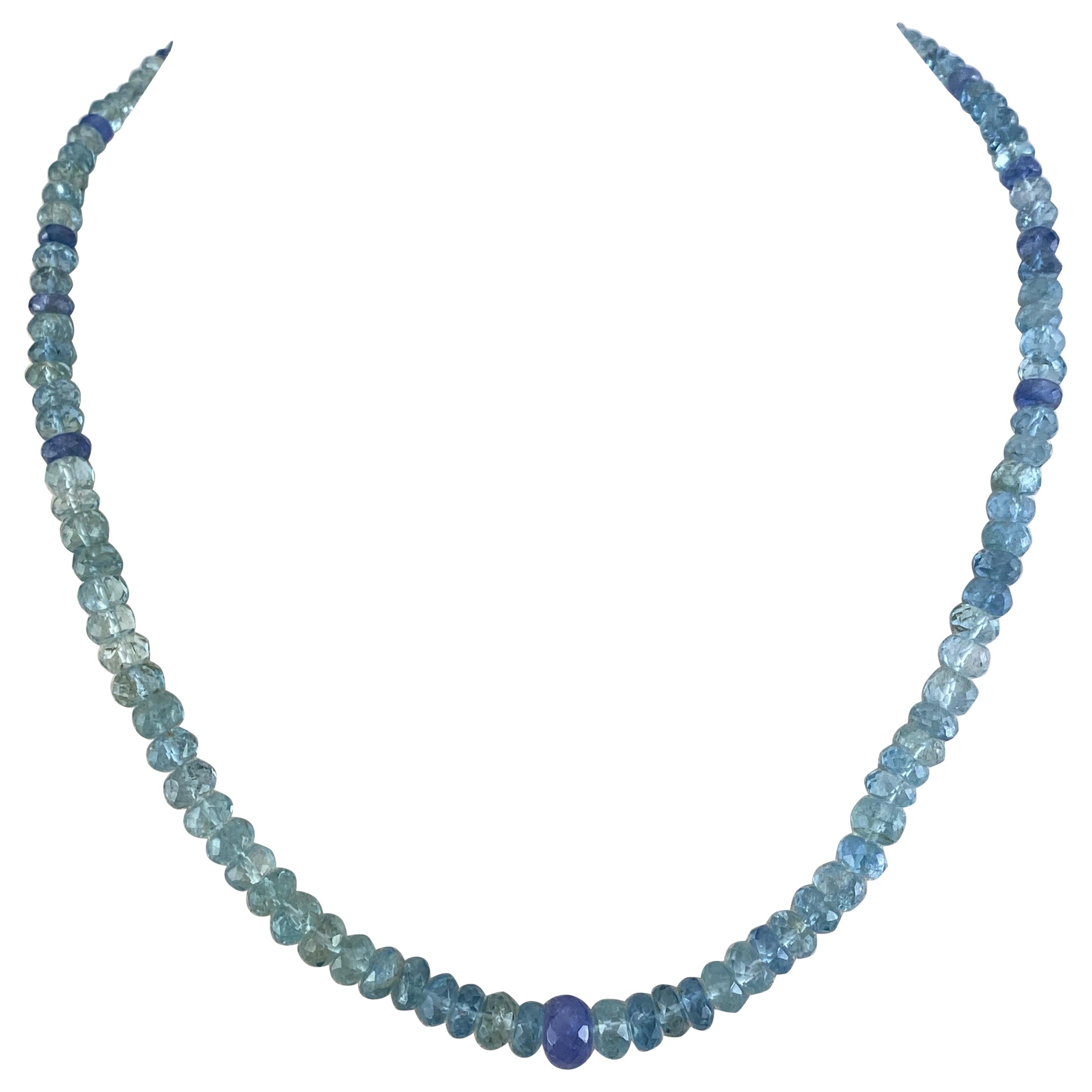 Halskette aus Aquamarin und Tansanit mit Perlen