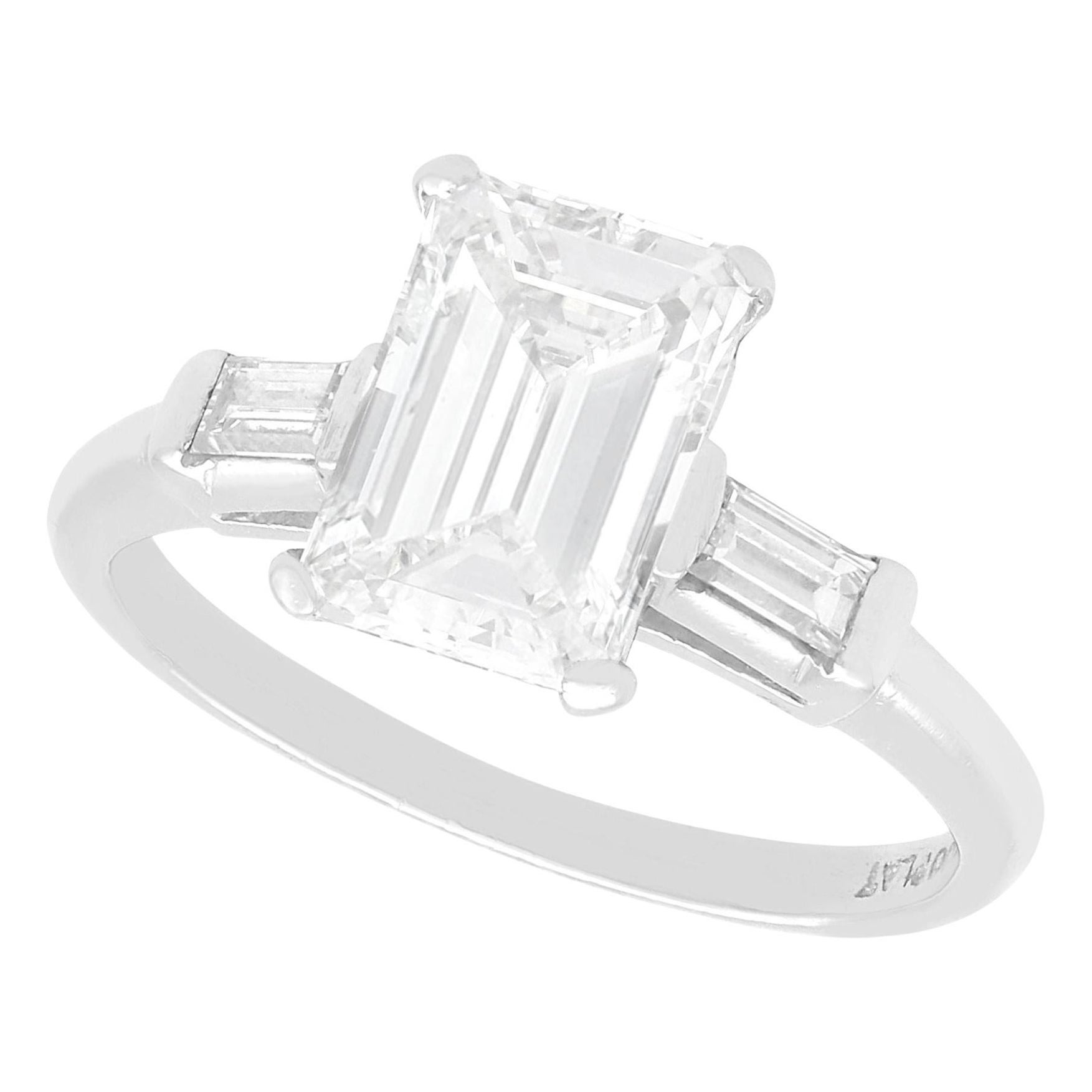 Antiguo anillo de compromiso solitario de diamantes y platino de 2,38 quilates, circa 1935