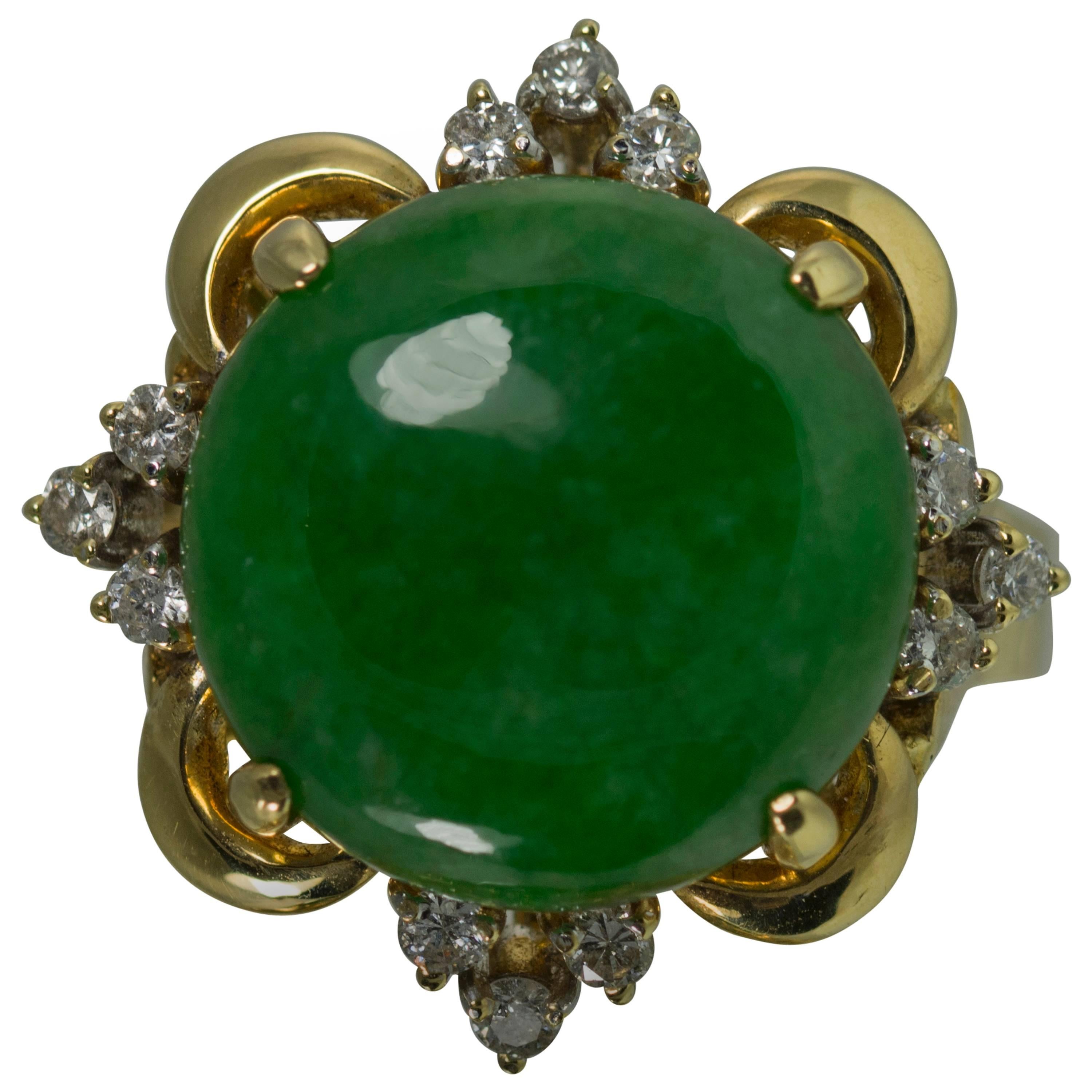 8.00 Carat Cabochon Jade Diamond Gold Ring