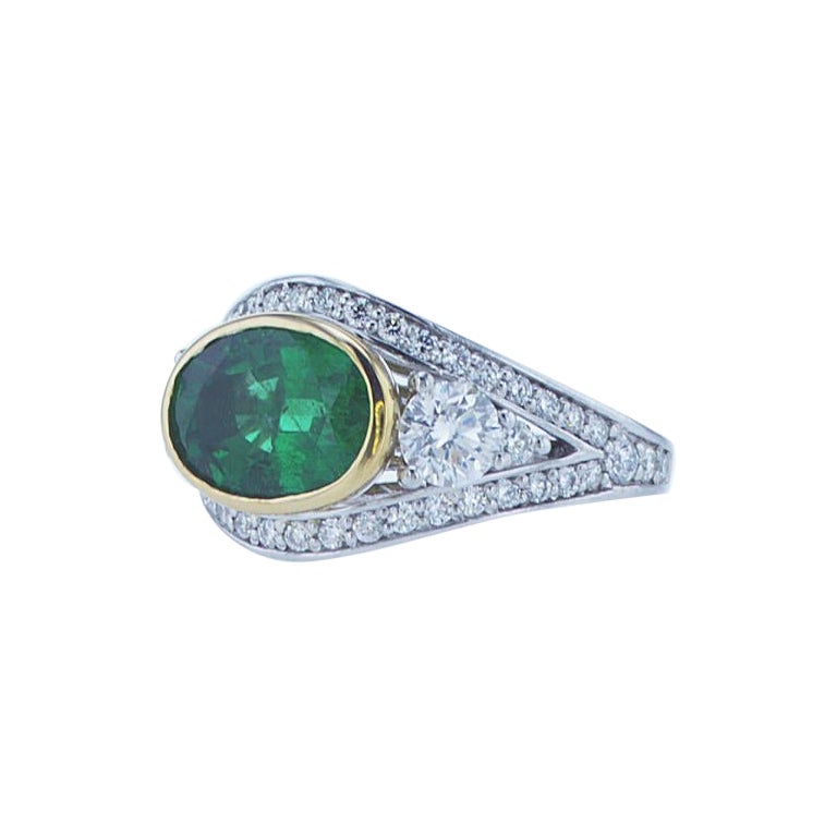 2.51-Carat Oval Emerald Two-Tone Cocktail Ring For Sale