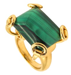 Gucci Milano Horsebit Cocktail Ring in 18Kt Yellow Gold with 26.5 Cts Malachite