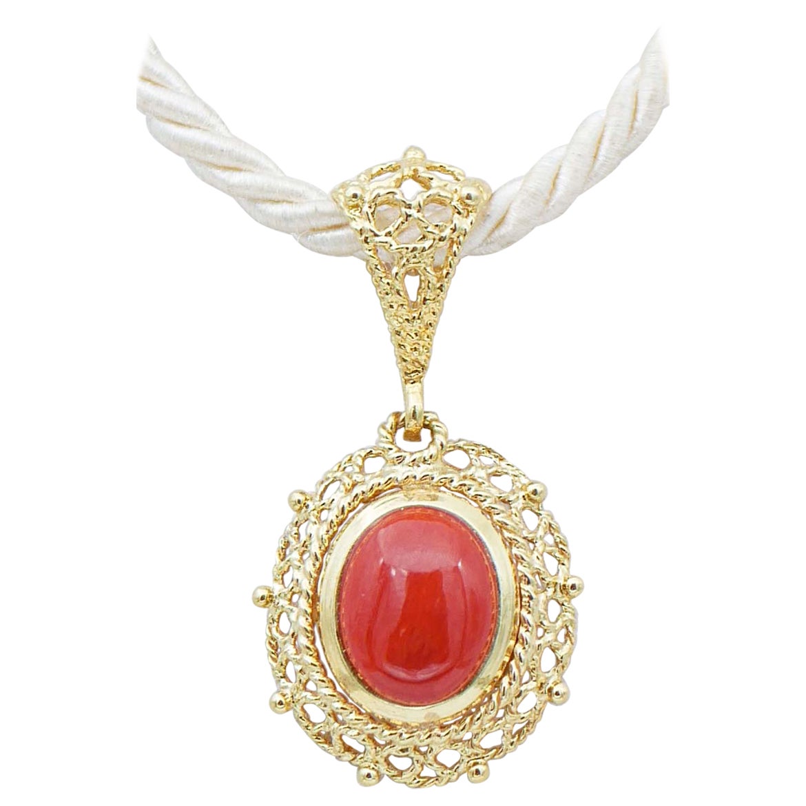 Red Coral, 18 Karat Yellow Gold Pendant Necklace