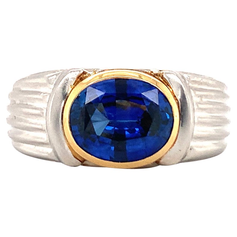 Sapphire Platinum and Yellow Gold Ring, circa 1990s For Sale
