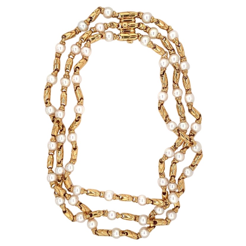 Halskette aus Perlen und 18 Karat Gelbgold von Bvlgari, um 1990 im Angebot