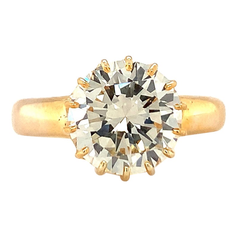 Gia Certified 3.32 Carat Diamond Engagement Ring in Yellow Gold, circa 1960s For Sale