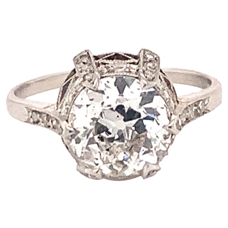 Edwardian Diamond Engagement Ring in Platinum, circa 1910 For Sale
