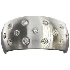 Diamond Flush Set Gold Tapered Wedding Band Ring