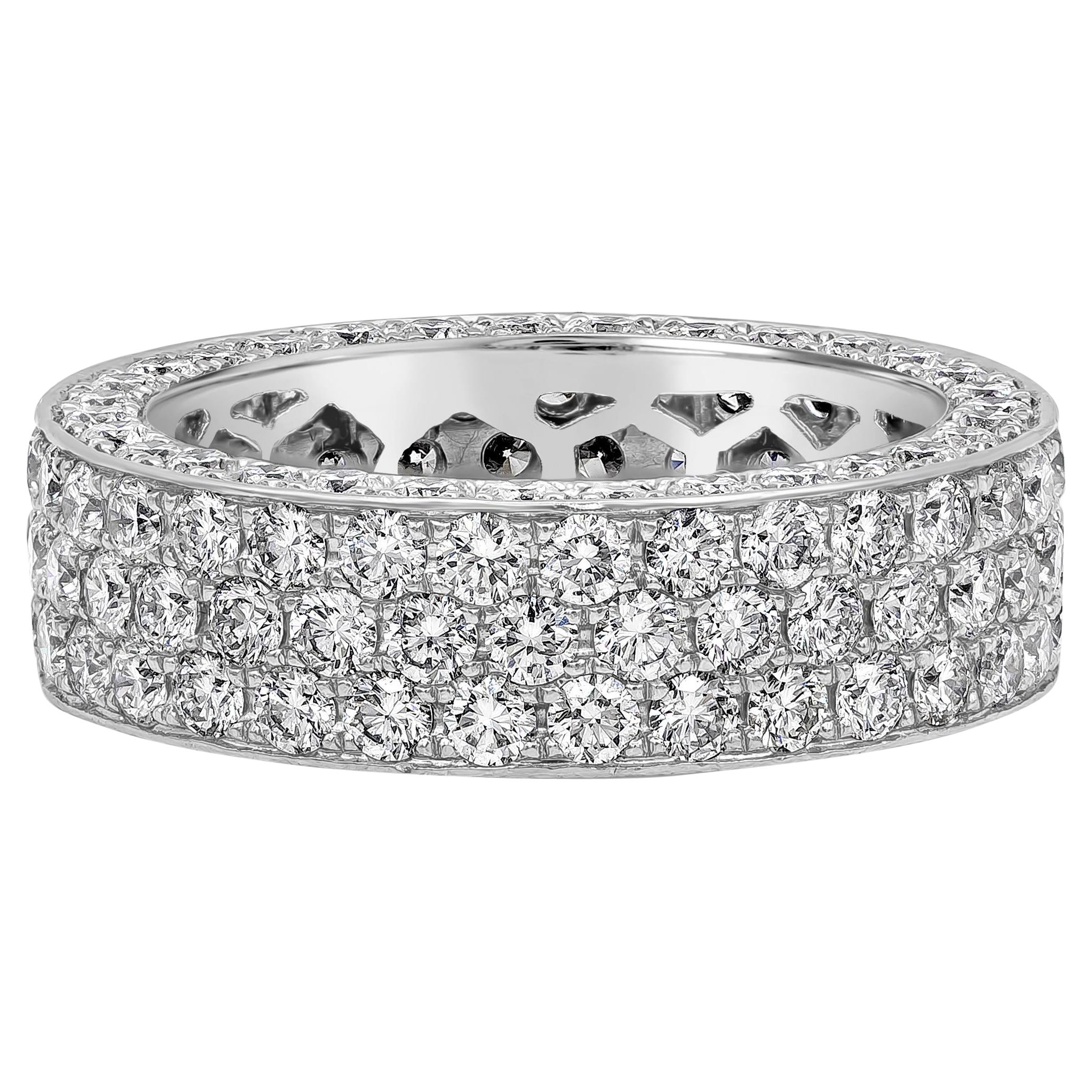 Roman Malakov 4.03 Carats Total Three Row Round Cut Diamond Wedding Band Ring For Sale