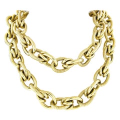 Vintage Long 14k Gold Polished Textured Oval Knotted Link Chain Statement Necklace