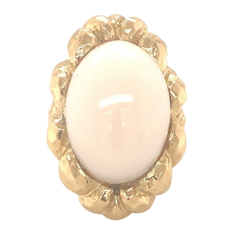 White Coral 18K Yellow Gold Cocktail Ring, circa 1960s