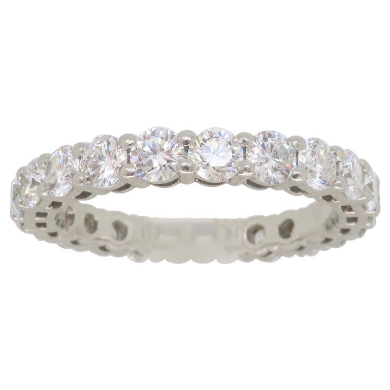 Tiffany and Co. Bracelet d'éternité en diamants Embrace sur 1stDibs