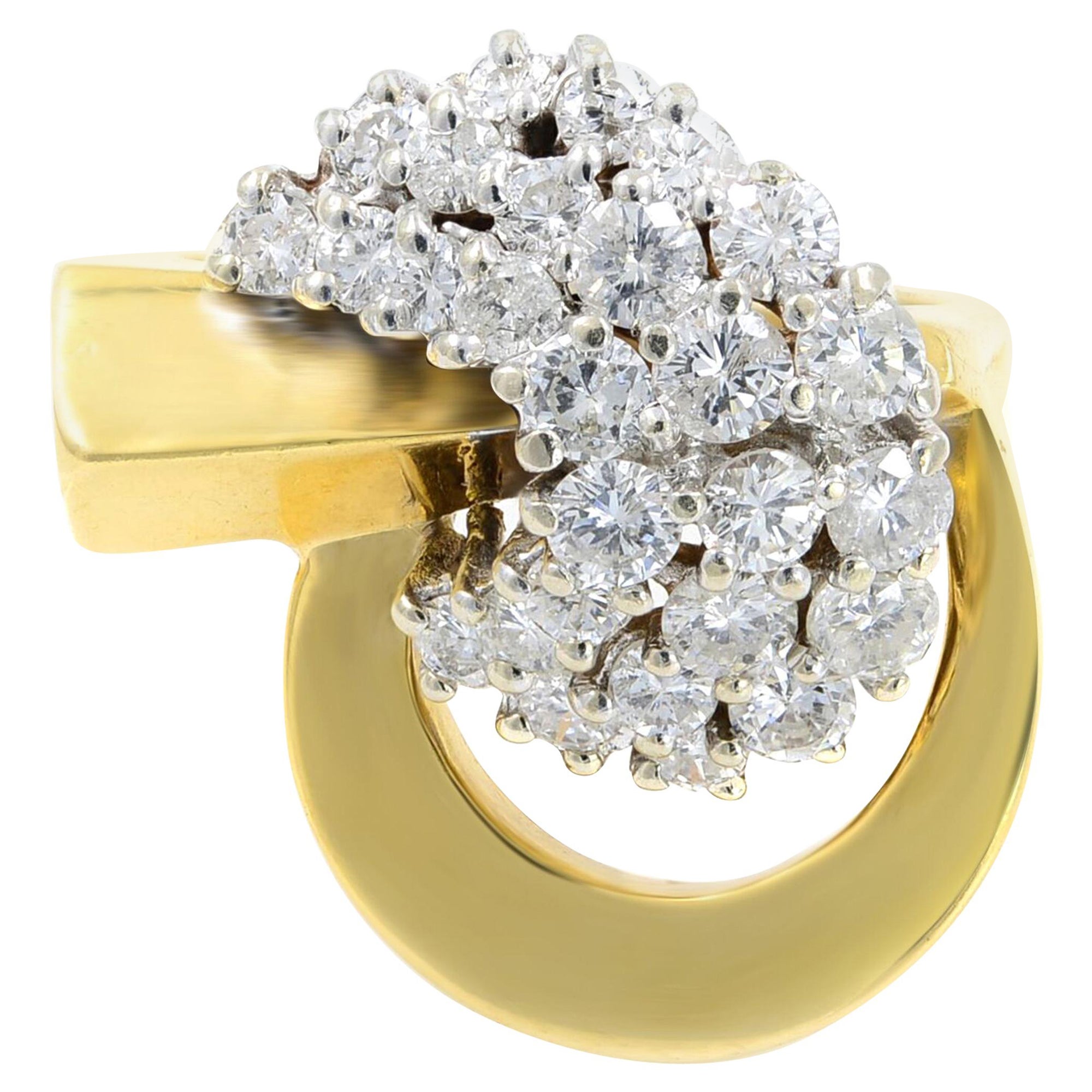 Vintage Round Cut Diamond Cocktail Ring 18K Yellow Gold 1.65Cttw For Sale