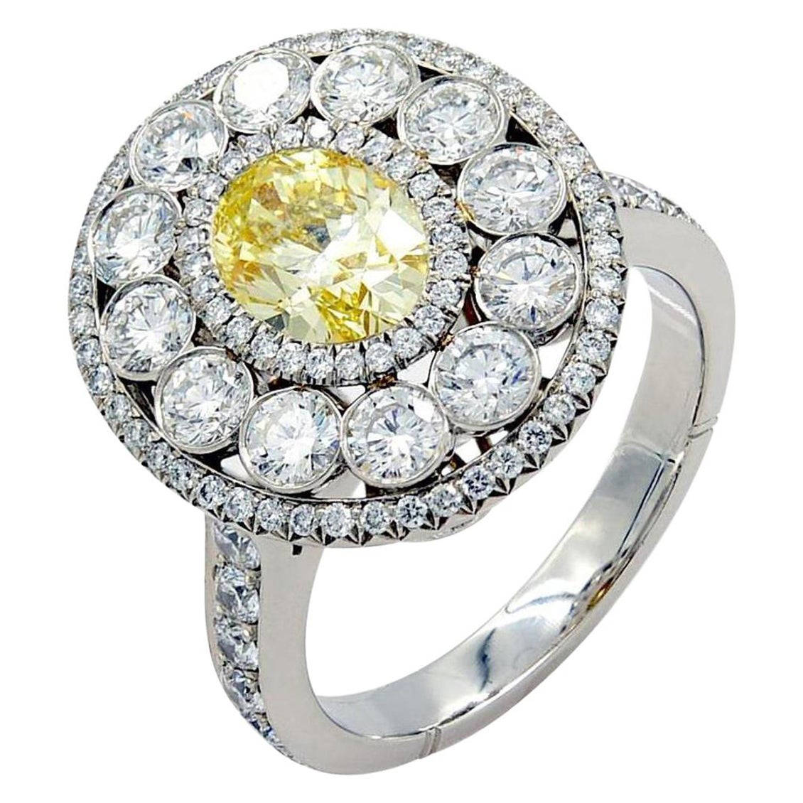 Rachel Koen Fancy Yellow 1.02ct Oval Diamond Engagement Ring Platinum For Sale
