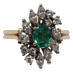 Vintage 14k Gold Ladies Emerald and Diamond Ring