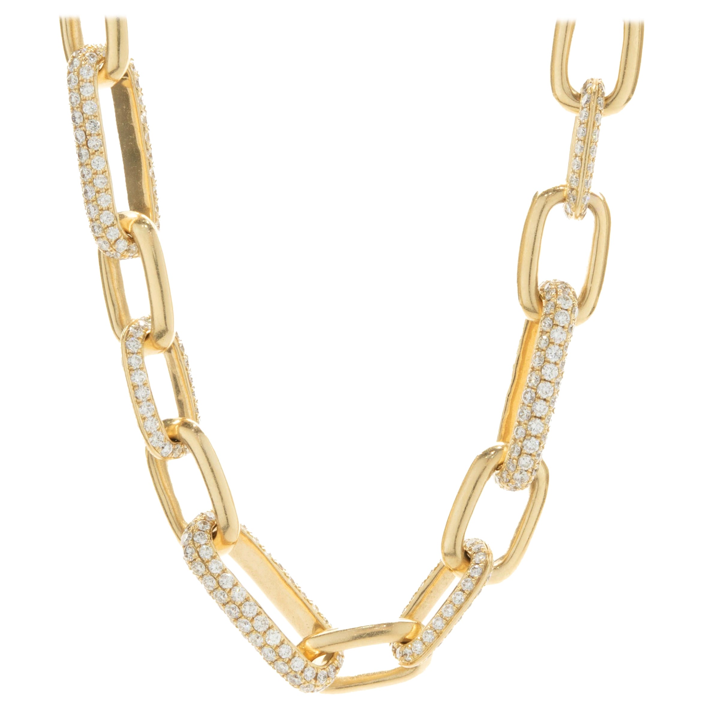 18 Karat Yellow Gold Necklace For Sale at 1stDibs