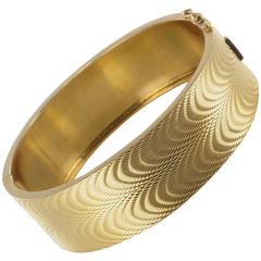 1950s French Moire Engraved Gold Bangle Bracelet 9