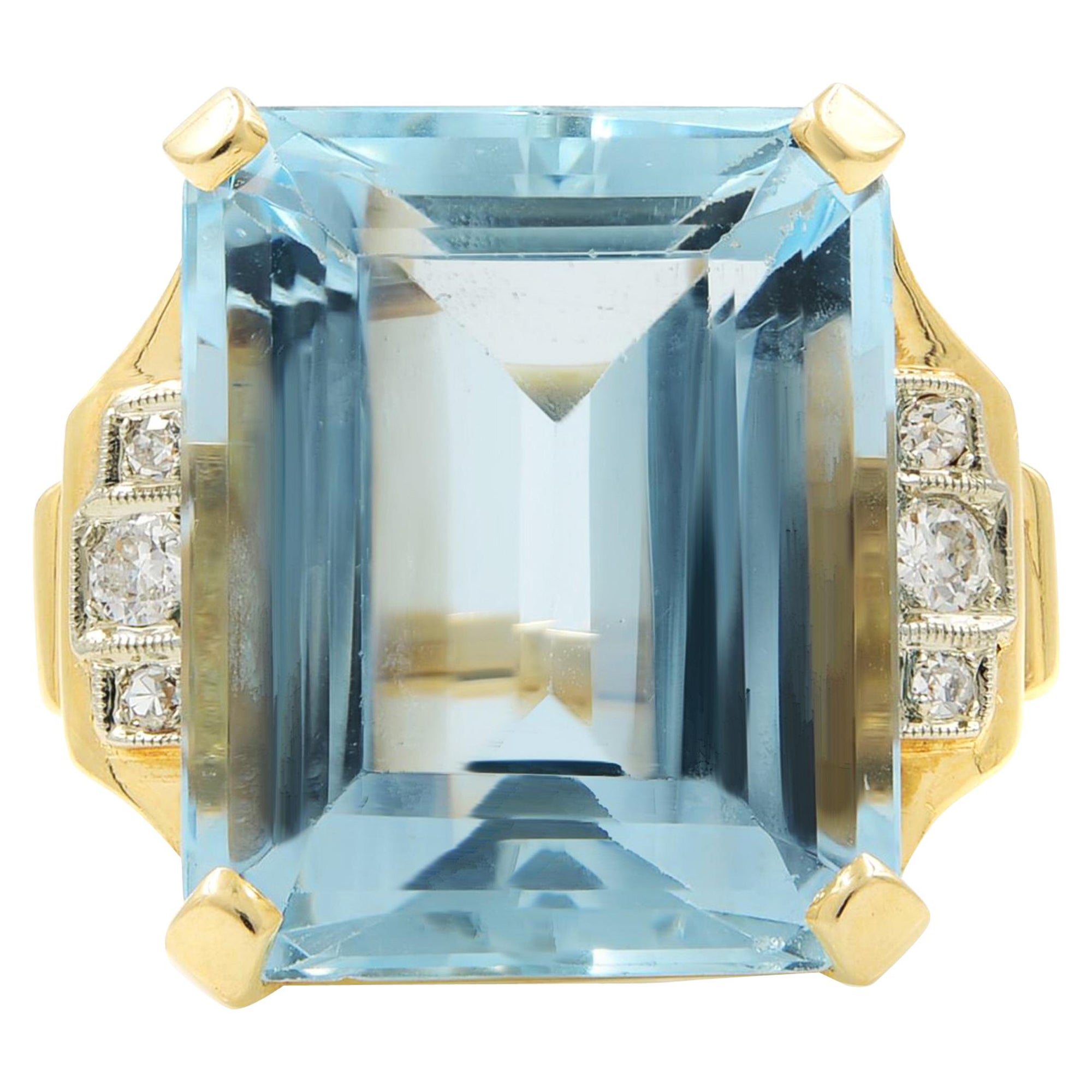 Large Emerald Cut Aquamarineand Diamond Ring 23.76Cts 14K Yellow Gold For Sale