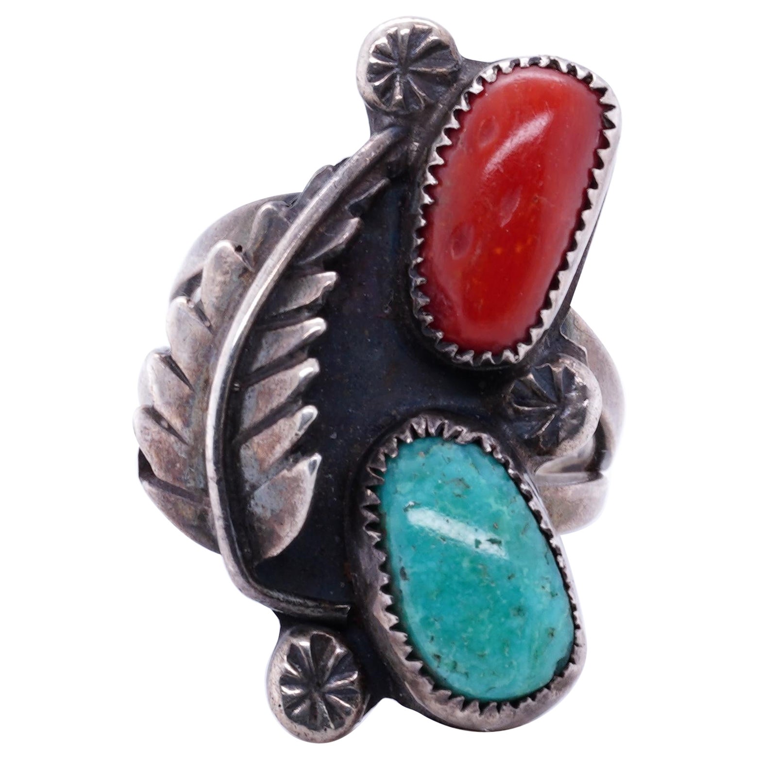 Vintage Native American Navajo Sterling Silver Green Turquoise & Coral Ring