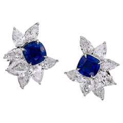 Spectra Fine Jewelry, Orecchini a grappolo di diamanti con zaffiro del Kashmir certificato
