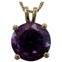 3,32 Karat lebhafte lila Amethyst-Halskette mit rundem Diamantschliff in Gelbgold-Anhänger