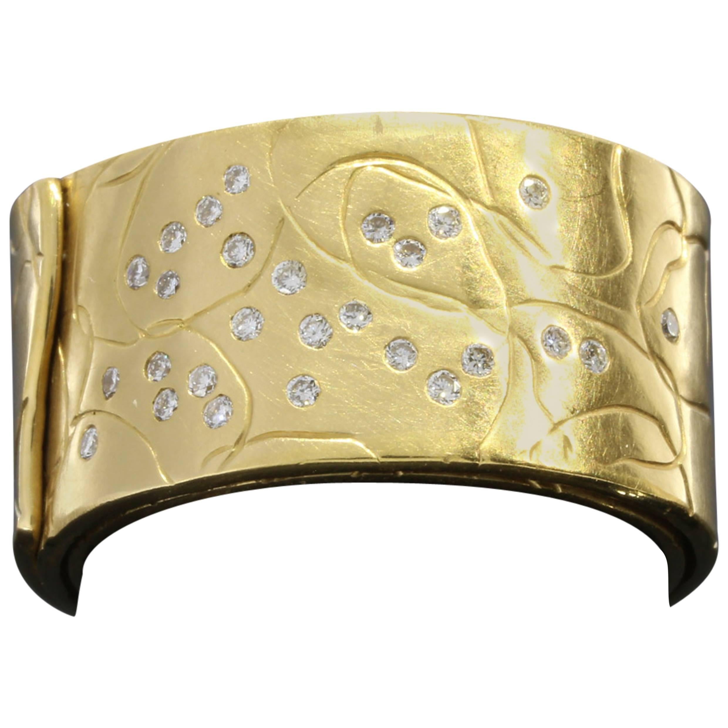 Norbert Muerrle Very Rare Diamond Gold Recrolie Band Ring