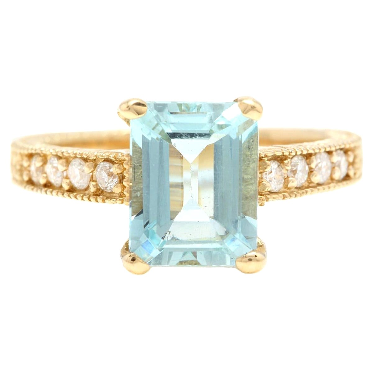 3.20 Carats Impressive Natural Aquamarine and Diamond 14K Yellow Gold Ring