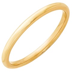 Anello solido con fascia nuziale classica a mezzo tondo in oro giallo 14 carati