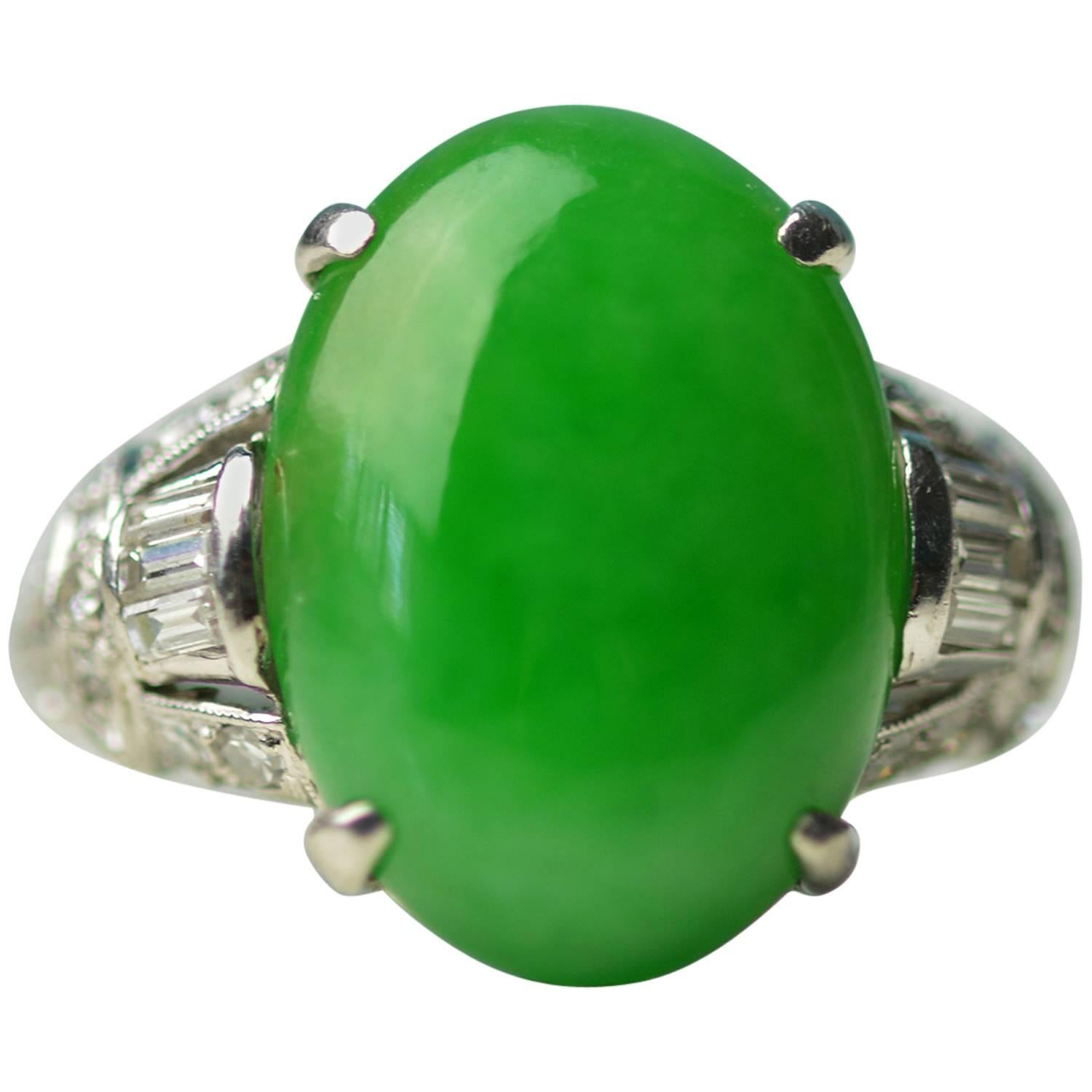 Antique Imperial Jade Platinum Ring