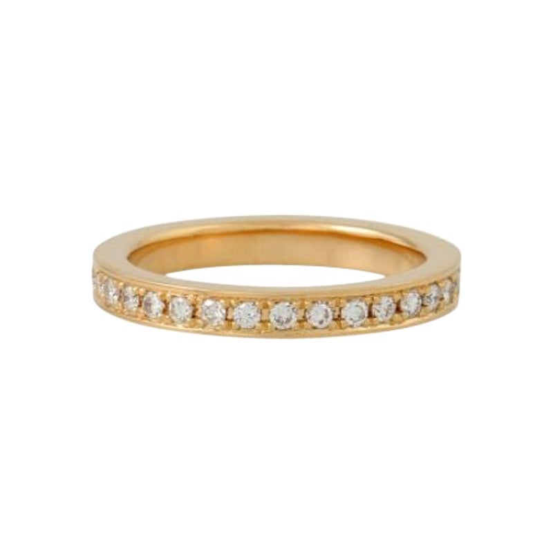 Eternity Ring with 32 Diamonds For Sale at 1stDibs