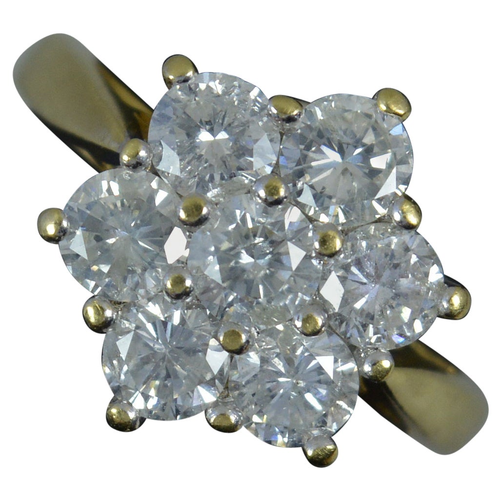 18 Carat Gold and 2.00ct Diamond Daisy Cluster Ring For Sale