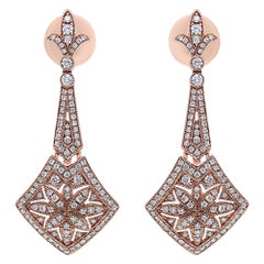 Boucles d'oreilles pendantes et pendantes Fleur De Lis en or rose 18 carats avec diamants de 1 1/3 carat poids total