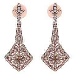 18 Karat Roségold 1 1/3 Karat Diamant Fleur De Lis Trellis Stil Tropfen- und Hängeohrring