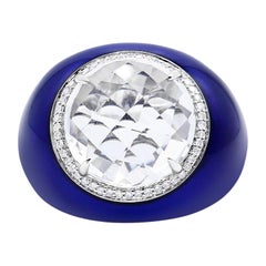 Bague en or blanc 18K avec quartz blanc et diamant 1/5 Cttw en halo et dôme en émail bleu