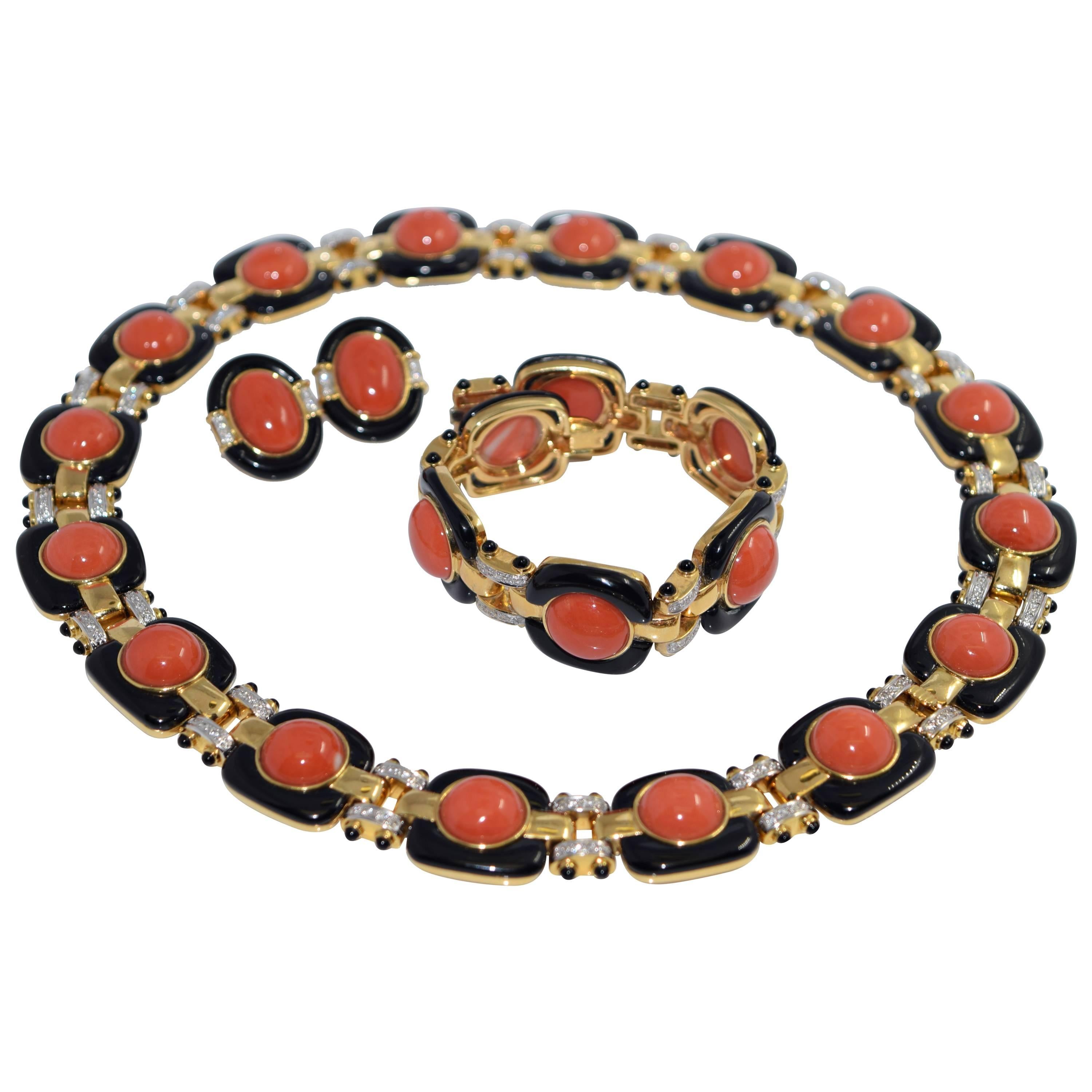 Coral Onyx DiamondGold Necklace Bracelet  and Earring 3 Piece Set For Sale