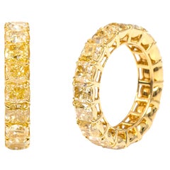 18 Karat Yellow Gold 10.01 Carat Solitaire Yellow Diamond Eternity Band Ring