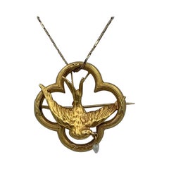 Pendentif broche victorien français en or 18 carats avec perle d'oiseau coquillage et colombe
