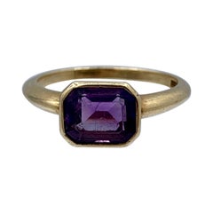 Amethyst Ring 14 Karat Gold Vintage Modern Ancient Roman Style