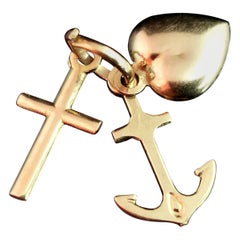 Vintage 9k Yellow Gold Faith, Hope and Charity Charm, Pendant