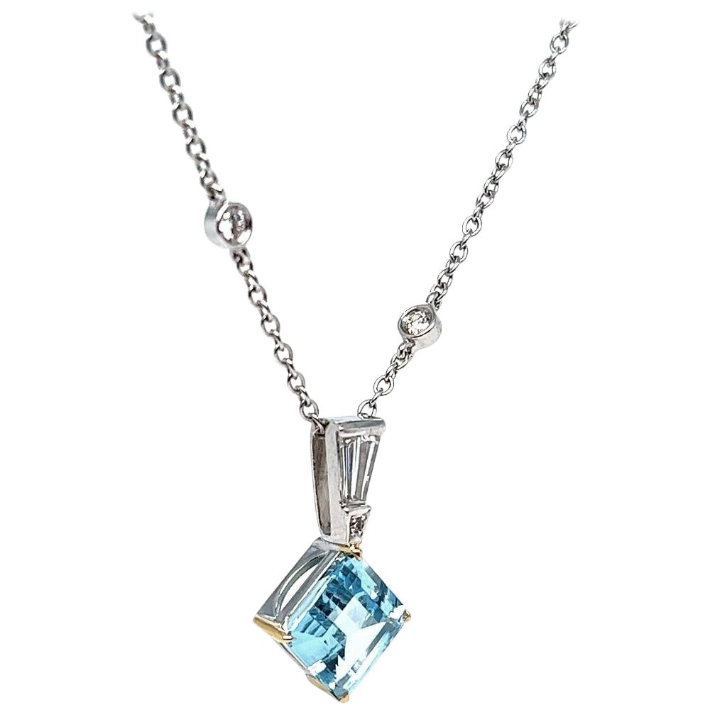 Vintage 3.37 Carats Aquamarine Diamond 18 Karat White Gold Pendant Necklace