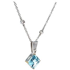 Vintage 3.37 Carats Aquamarine Diamond 18 Karat White Gold Pendant Necklace