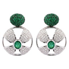Natural Diamond 2.04cts & Emerald 2.14cts in 18k Gold 8.65gms Earring