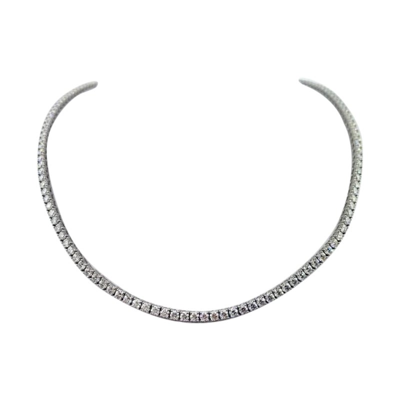 10.44 Carat Total Weight Straight Line Natural Diamond Tennis Necklace For Sale