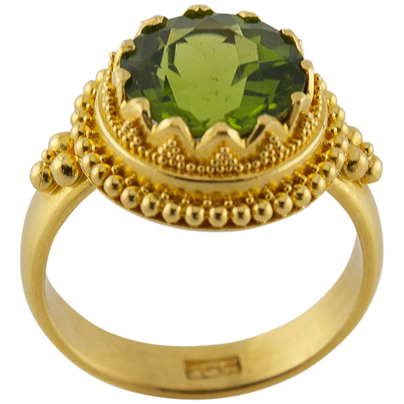 Green Apple Round Peridot Granular Gold Ring