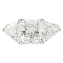 Alexander All GIA Certified 3.00 Carat Radiant Cut Diamond Three-Stone Ring 18k